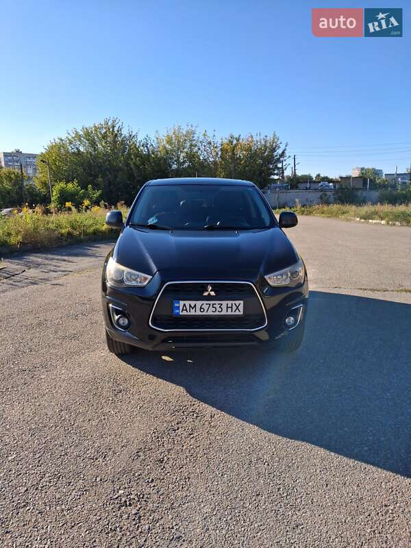 2015 mitsubishi outlander-sport