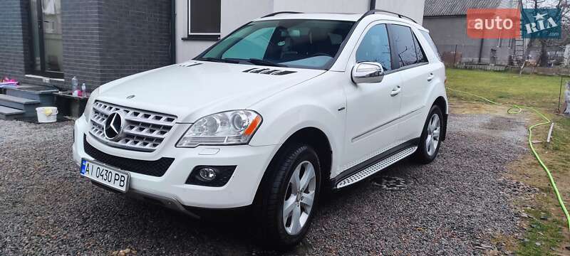2009 MERCEDES-BENZ M-Class