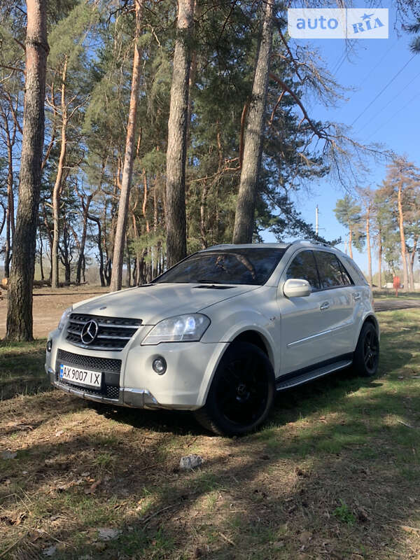 2009 MERCEDES-BENZ M-Class