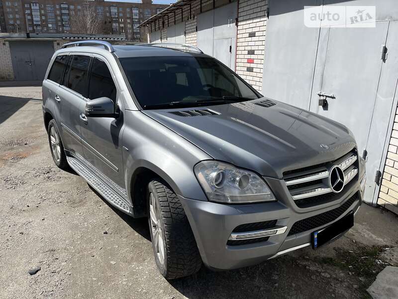 2010 MERCEDES-BENZ GL-Class