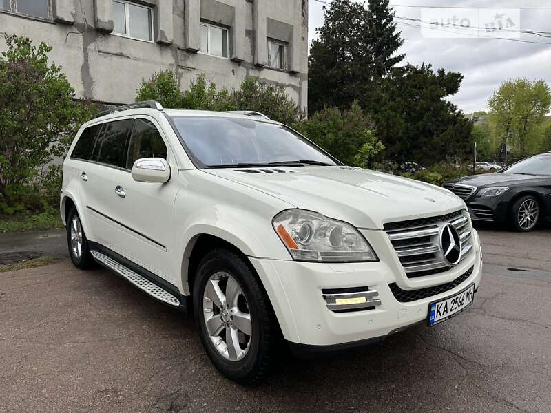 2010 mercedes-benz gl 550