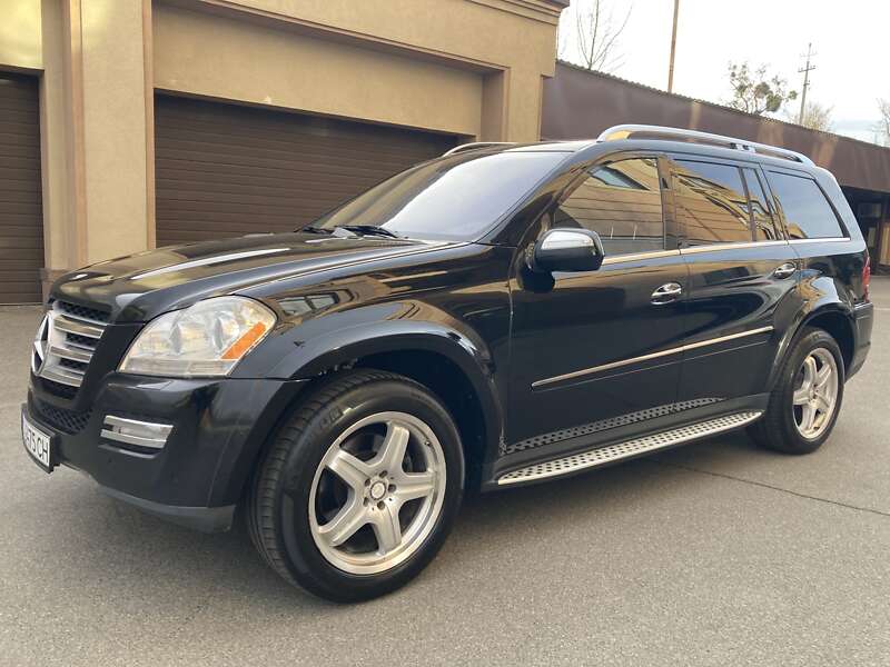 2010 mercedes-benz gl-550