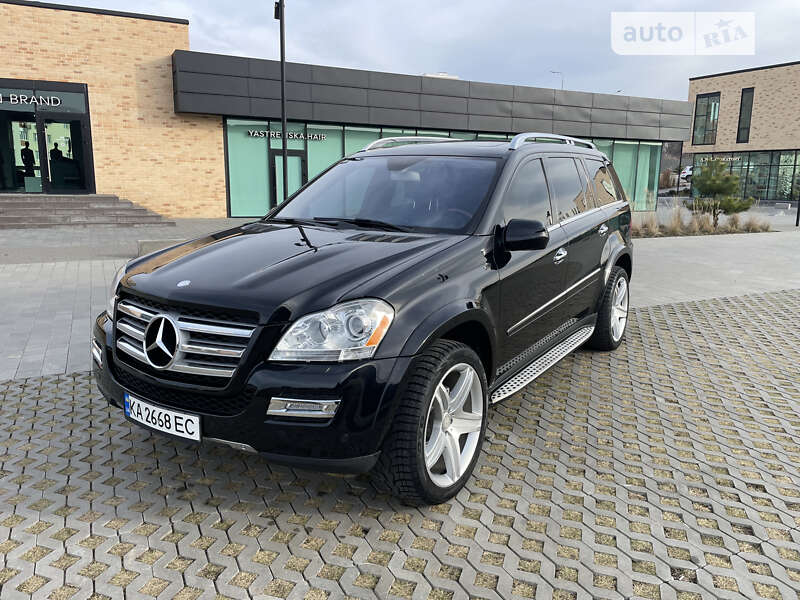 2010 mercedes-benz gl-550