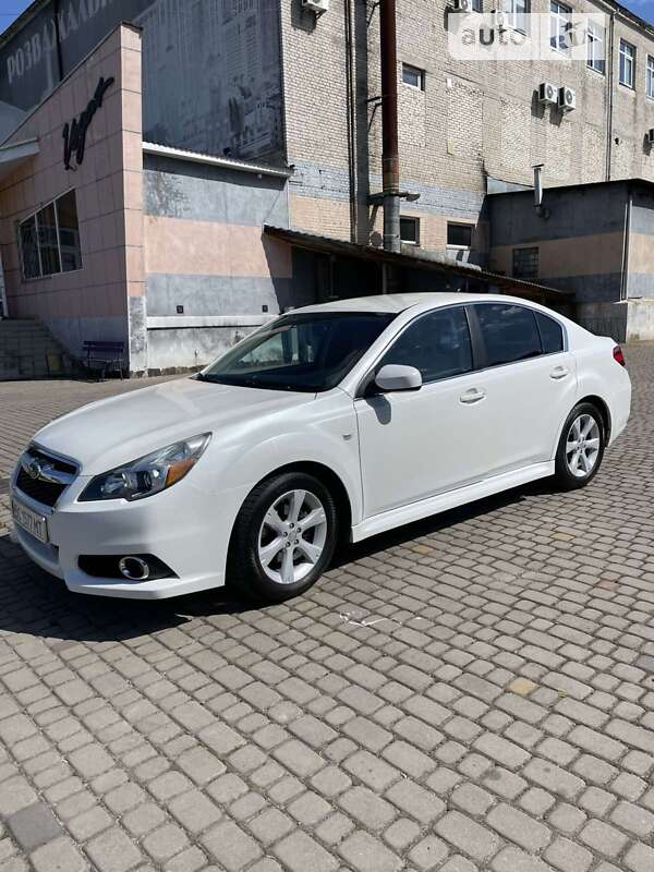 2014 subaru legacy