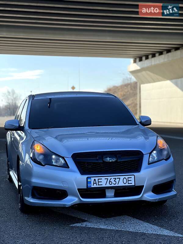 2013 subaru legacy