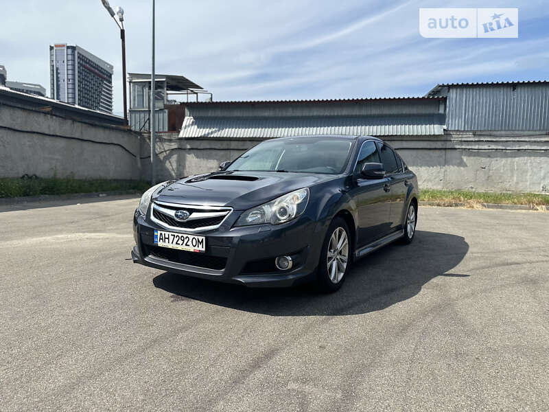 2013 subaru legacy