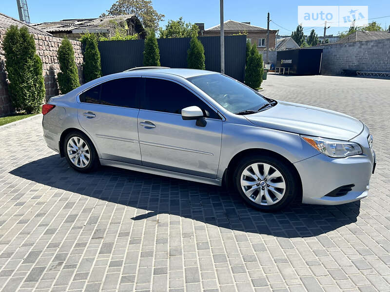 2016 subaru legacy