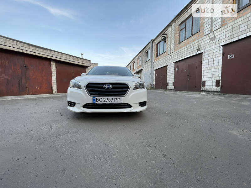 2017 subaru legacy