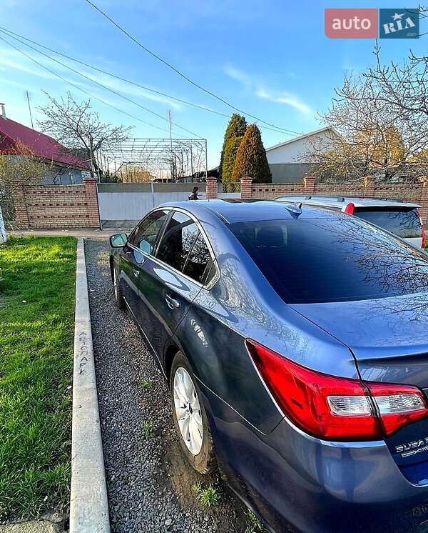 2017 subaru legacy