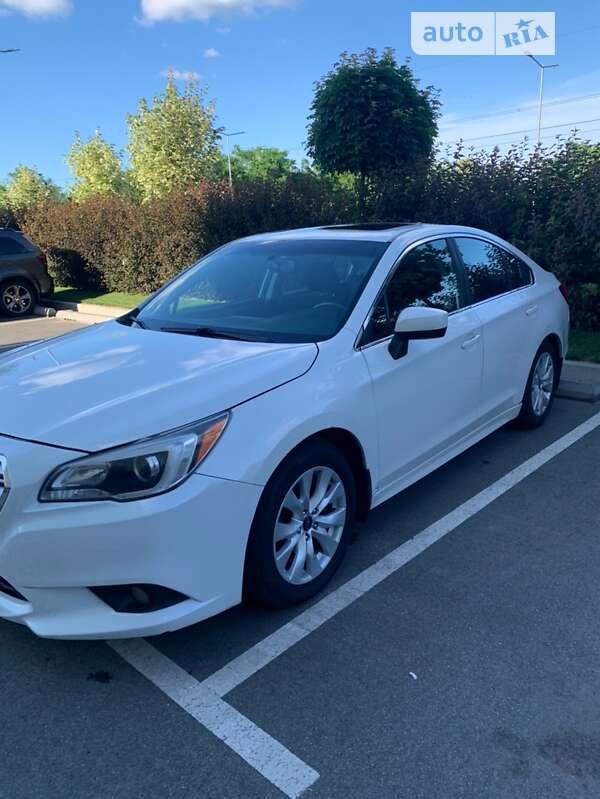 2017 subaru legacy