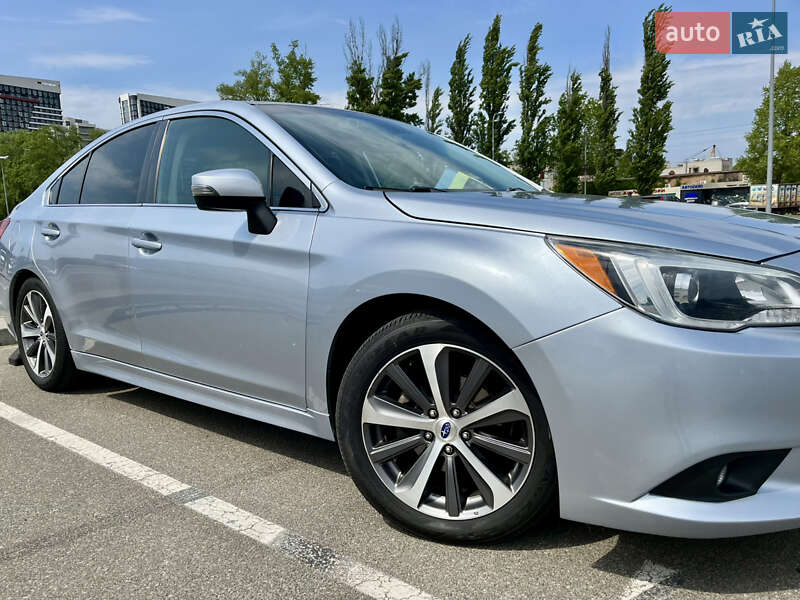 2016 subaru legacy