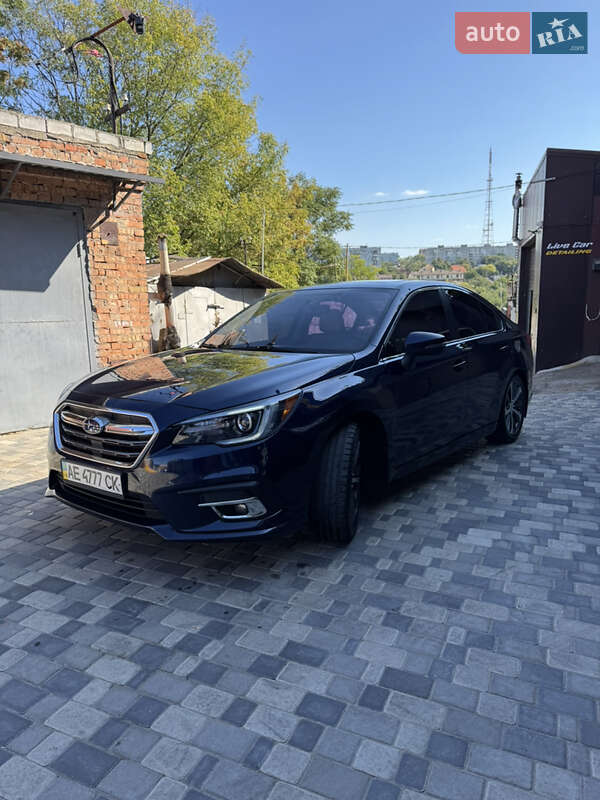 2017 subaru legacy
