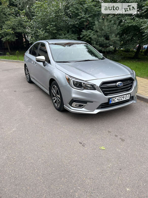 2019 subaru legacy