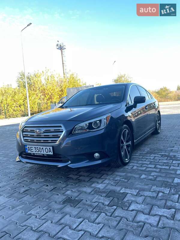 2015 SUBARU Legacy