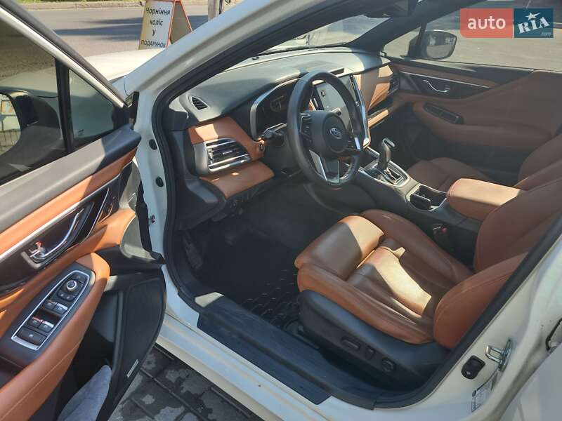 2020 subaru legacy