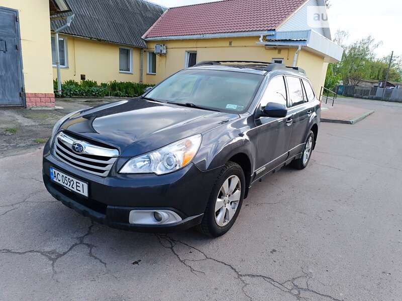 2011 subaru outback