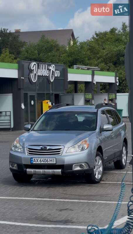 2011 subaru outback