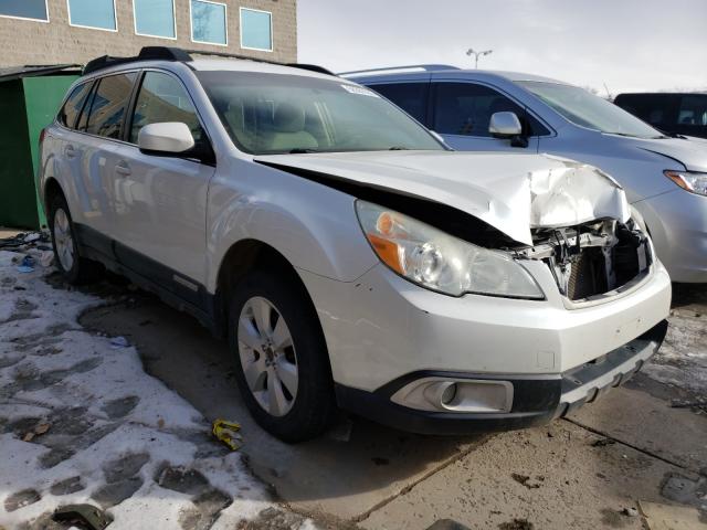 2011 subaru outback 2-