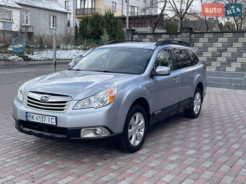 2011 subaru outback
