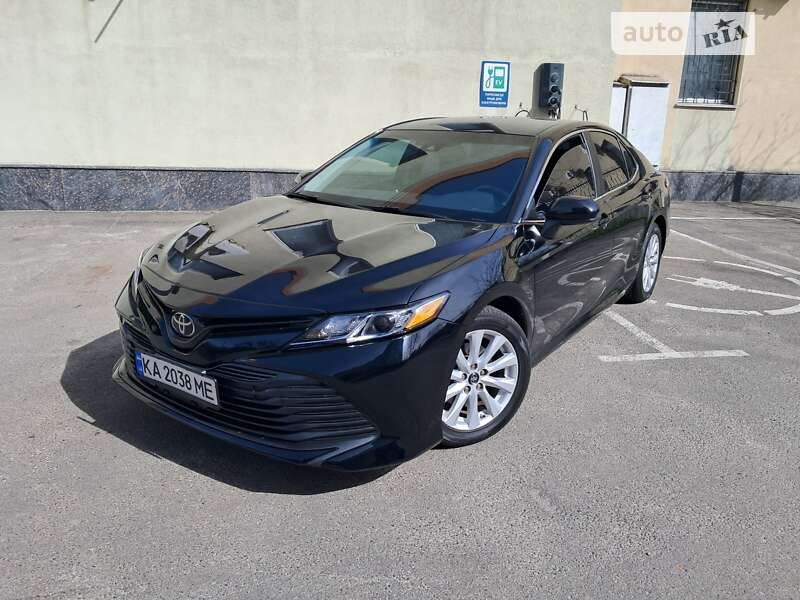 2018 toyota camry