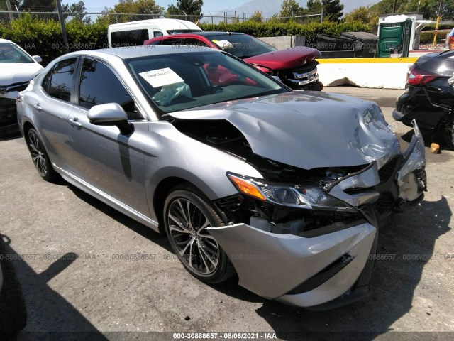 2020 toyota camry