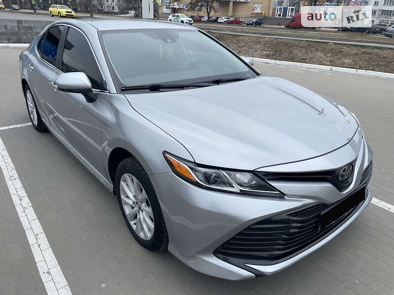 2018 toyota camry