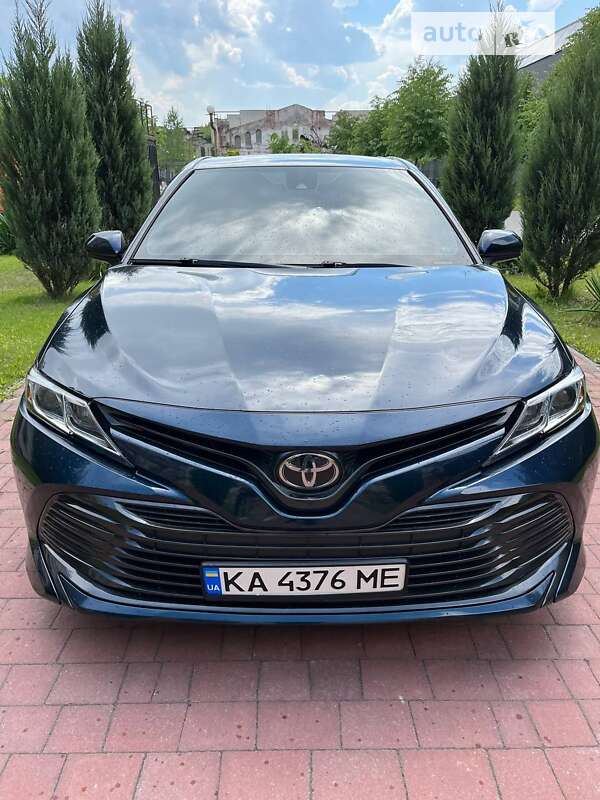 2018 toyota camry