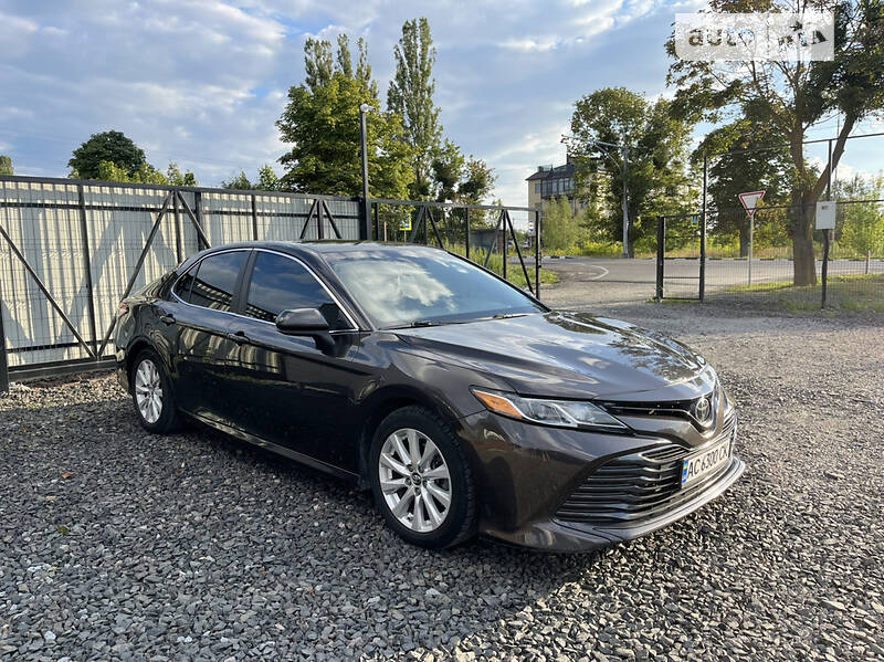 2018 toyota camry