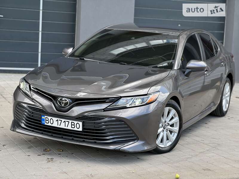 2018 toyota camry
