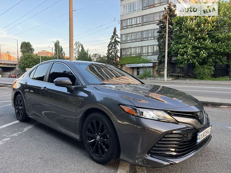 2018 toyota camry