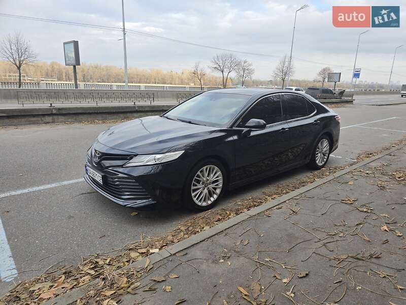 2017 toyota camry
