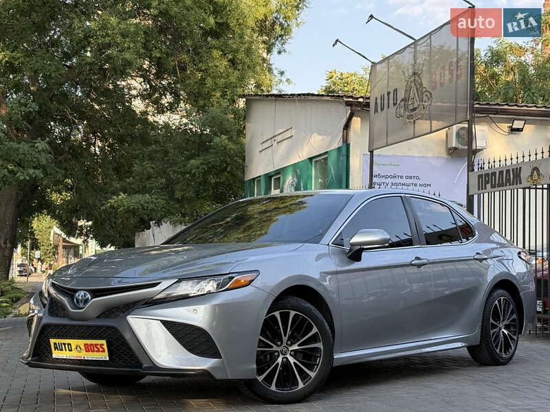 2018 toyota camry