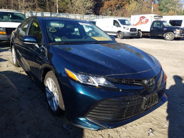 2019 toyota camry le a