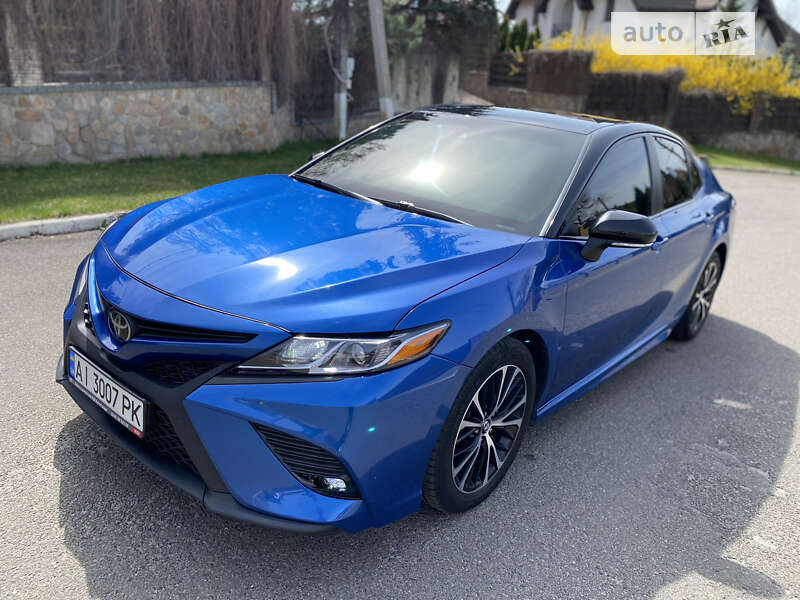2017 toyota camry