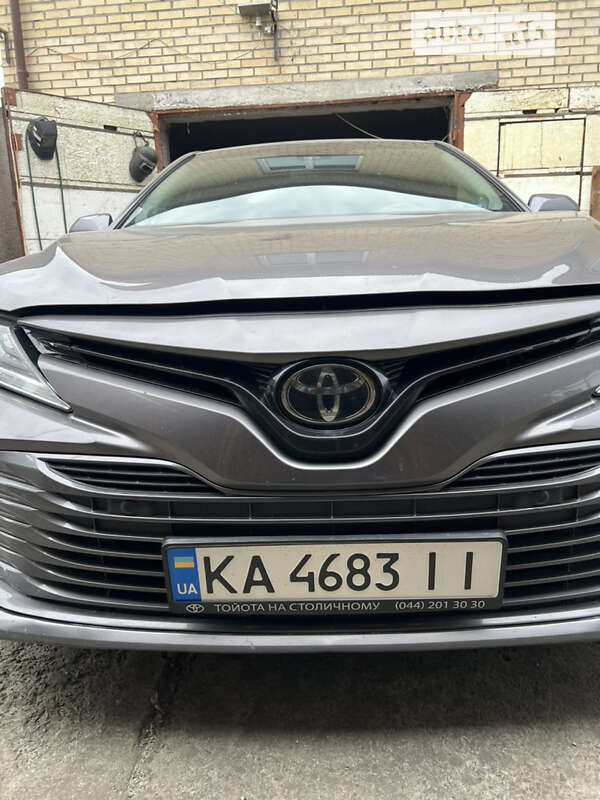 2018 toyota camry