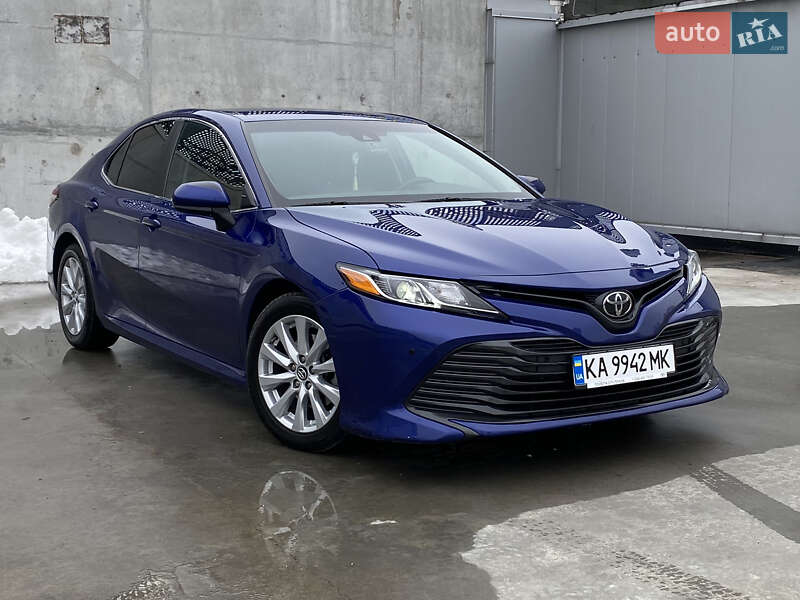 2018 toyota camry