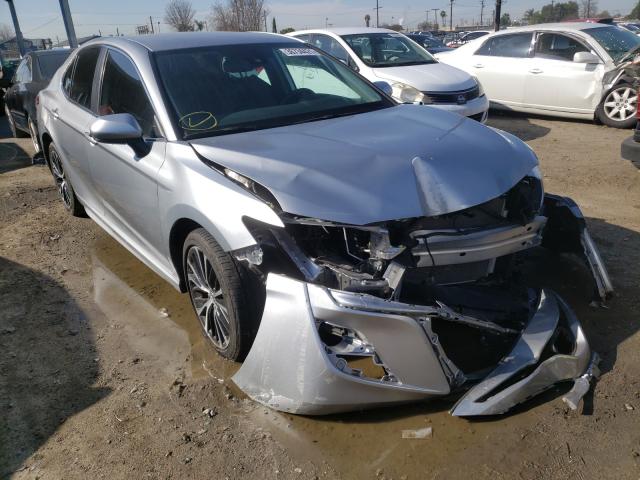 2019 toyota camry l