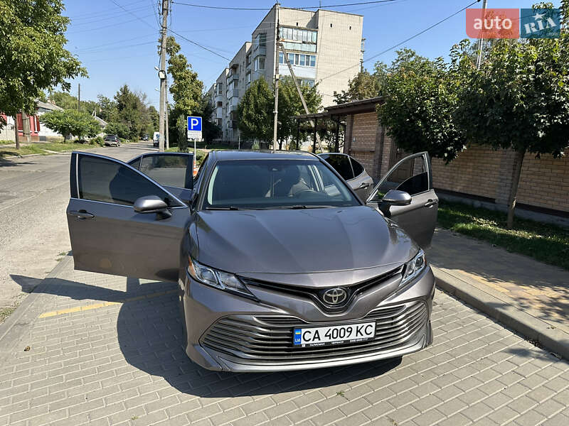 2017 toyota camry