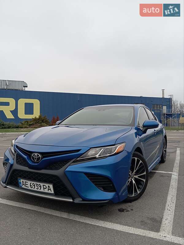 2017 toyota camry