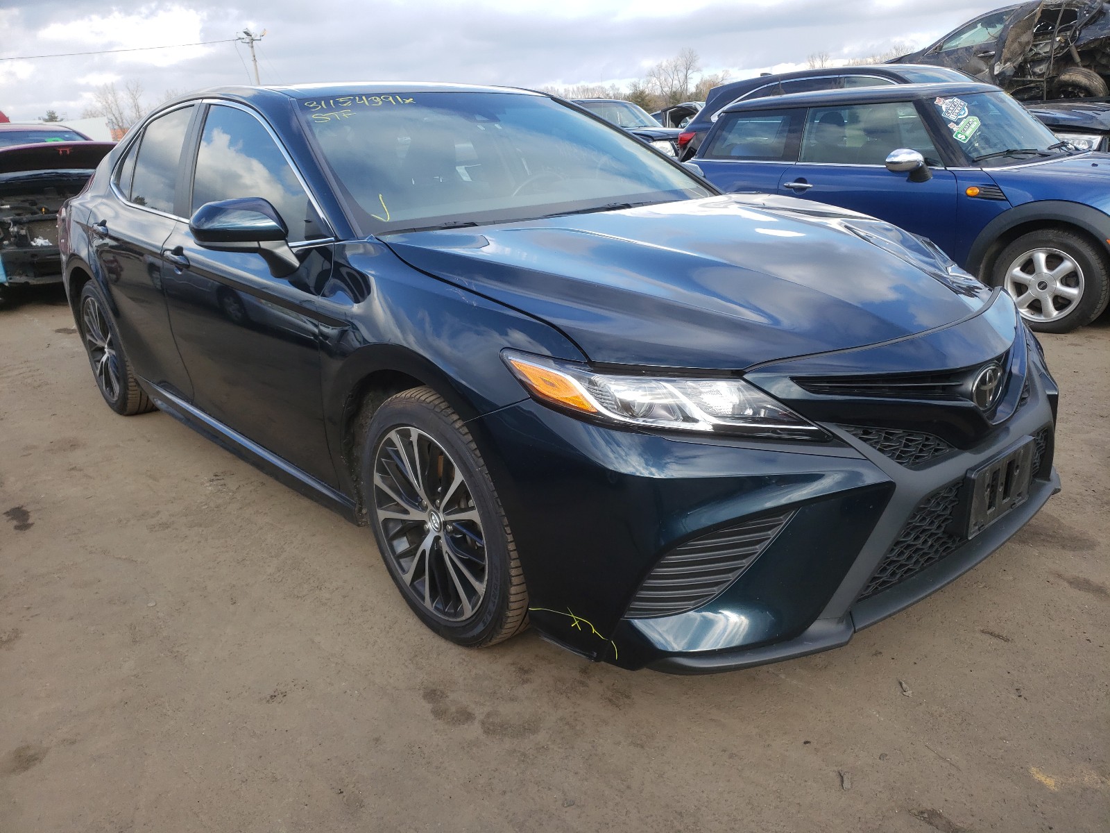 2018 toyota camry l