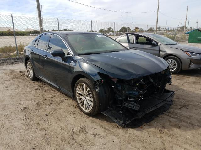 2019 toyota camry l