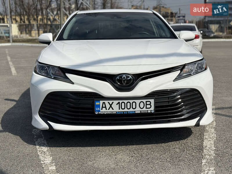 2018 toyota camry