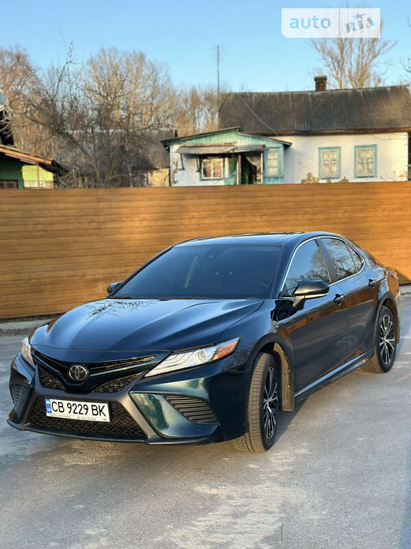 2019 toyota camry