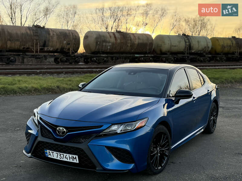 2017 toyota camry