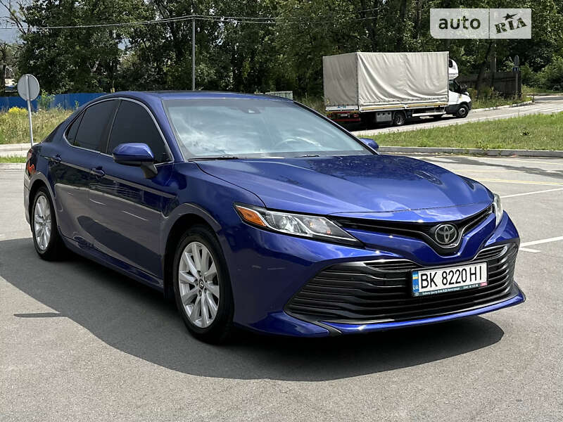 2018 toyota camry
