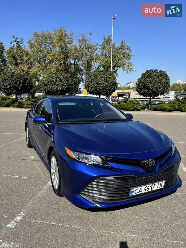 2018 toyota camry