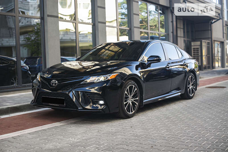 2017 toyota camry