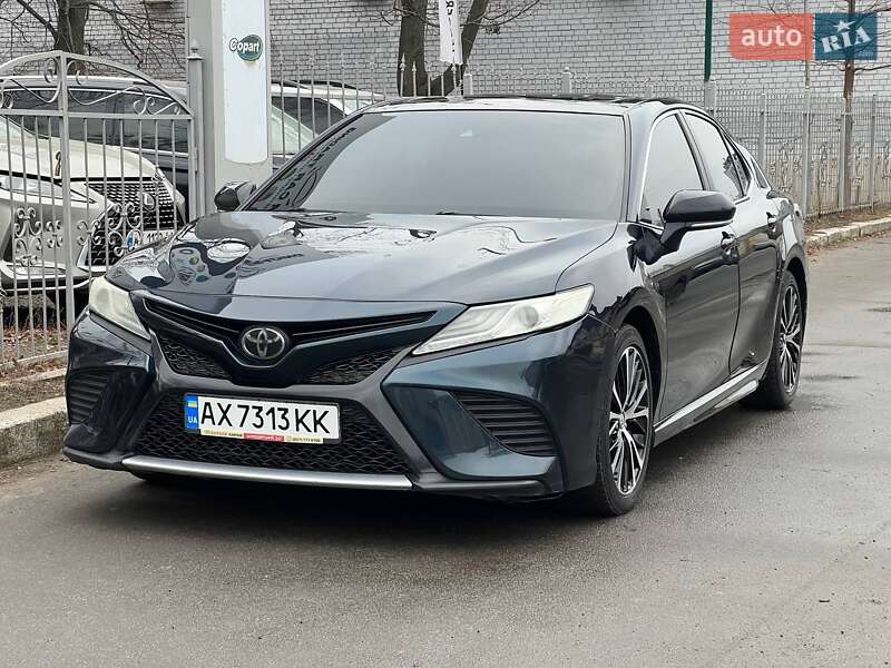 2018 toyota camry