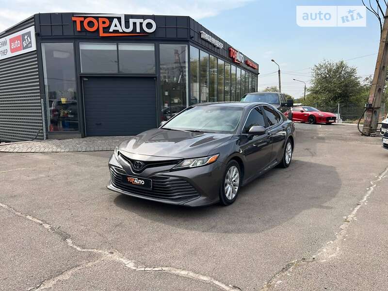 2018 toyota camry