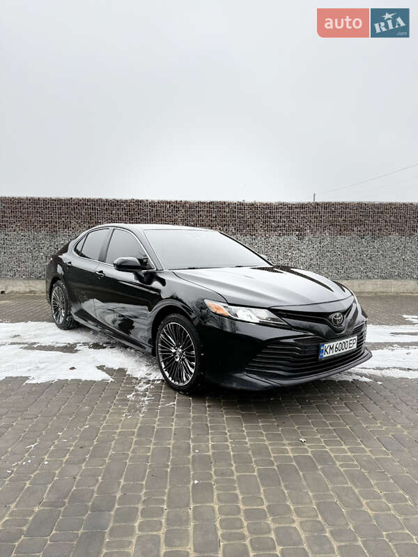 2018 toyota camry